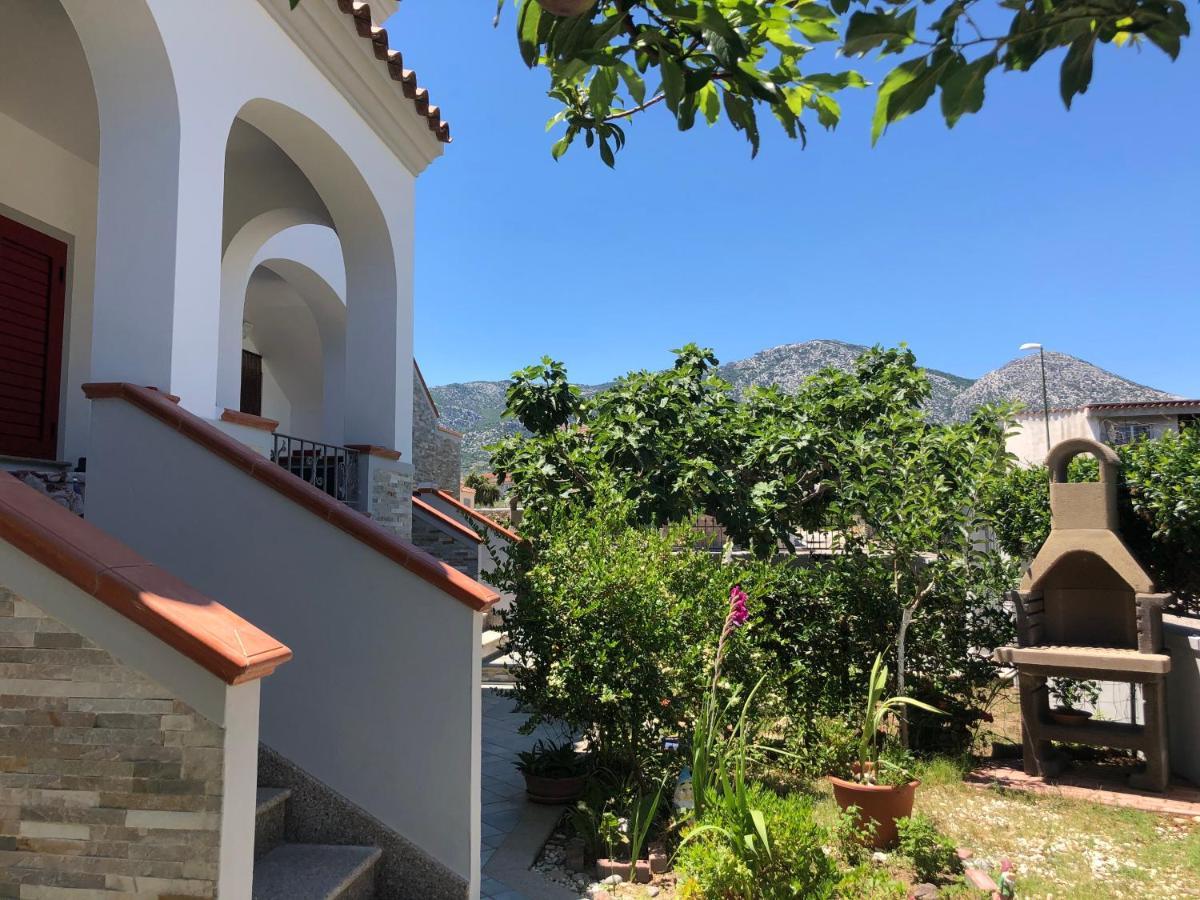 Appartamento In Villa Andreina Orosei Exteriér fotografie