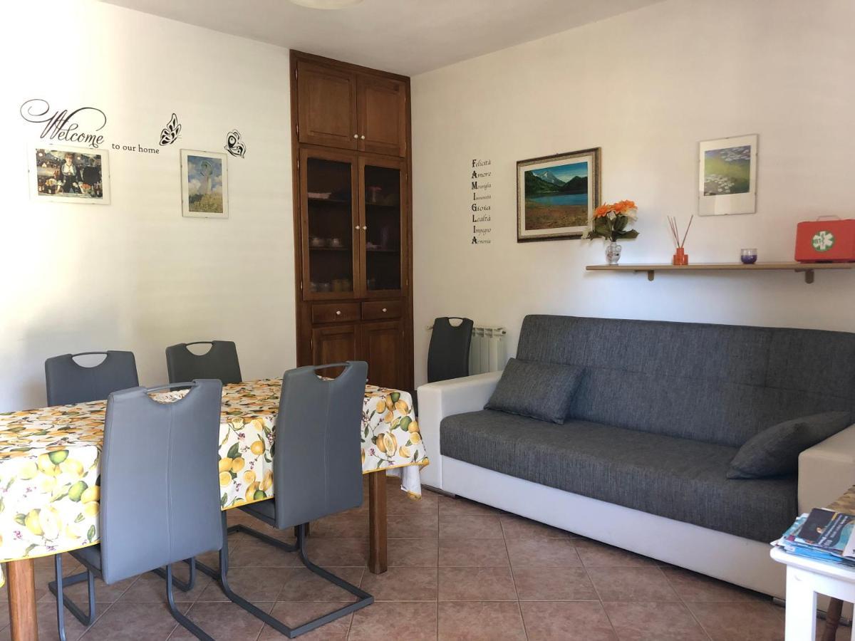 Appartamento In Villa Andreina Orosei Exteriér fotografie