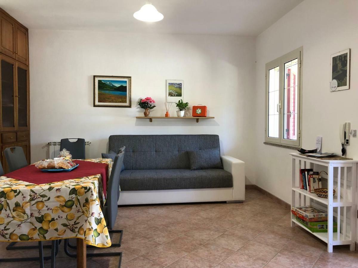 Appartamento In Villa Andreina Orosei Exteriér fotografie