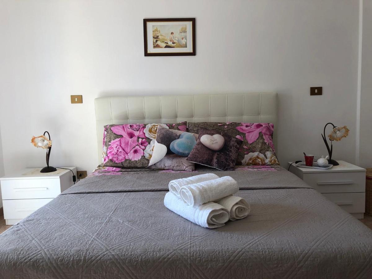 Appartamento In Villa Andreina Orosei Exteriér fotografie